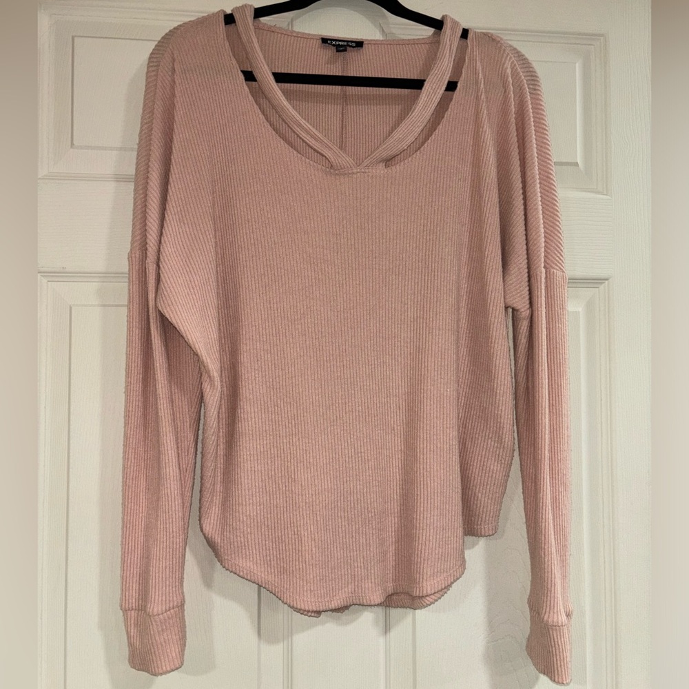 Women’s Express Tan Pullover Sweater